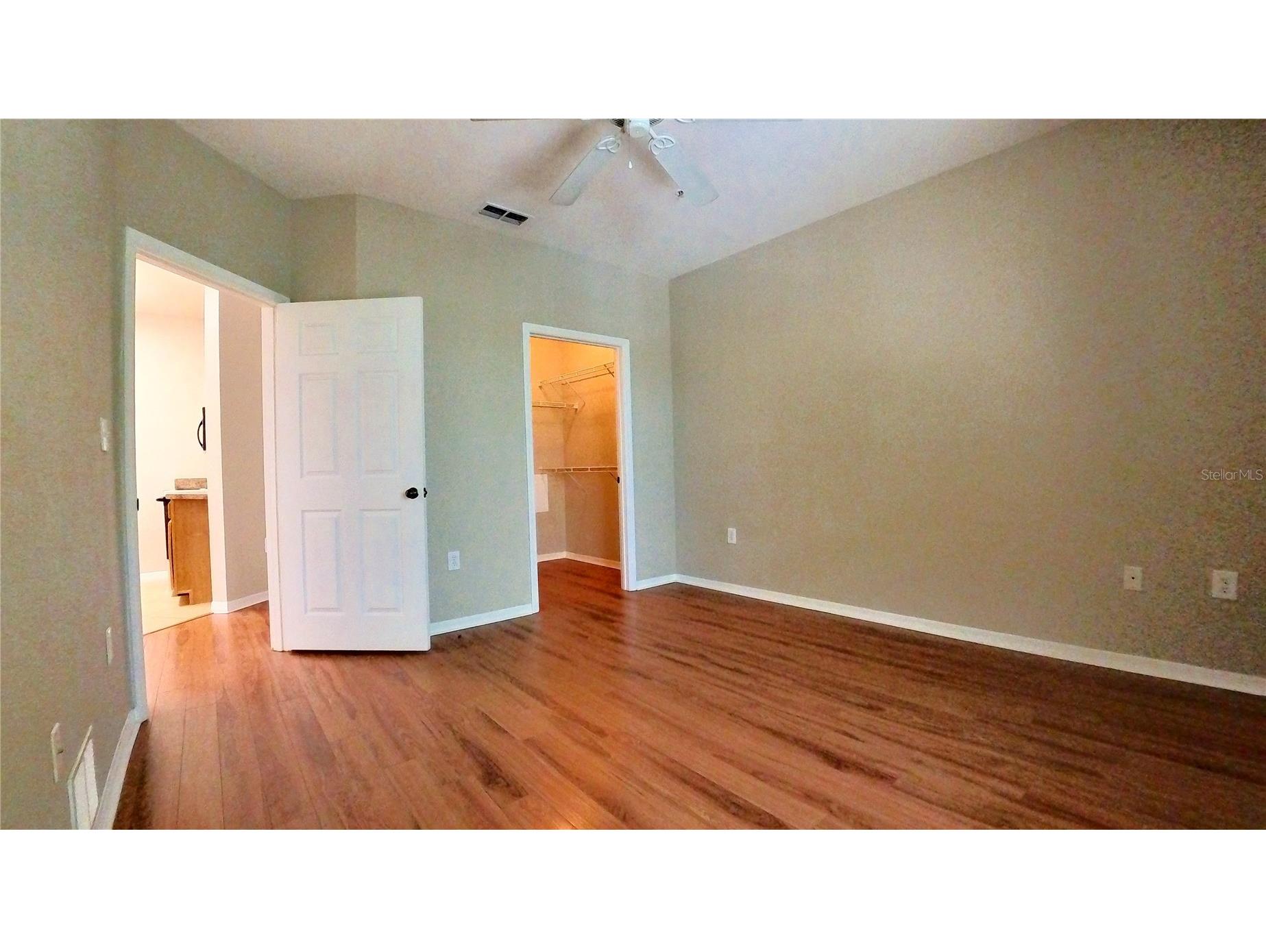 10017 Courtney Palms Boulevard #304 Tampa FL 33619 O6404990 image5