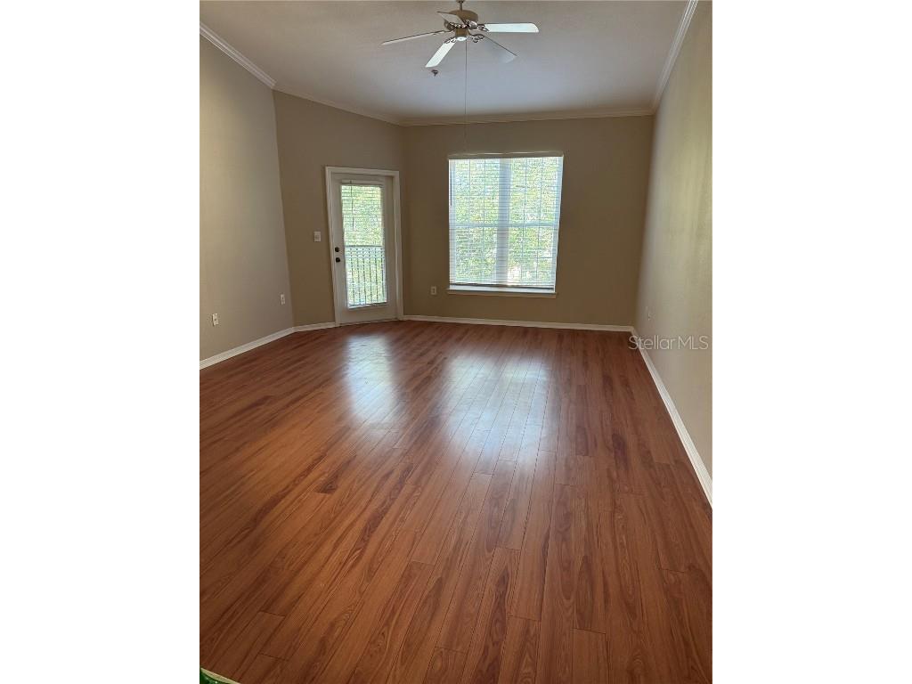 10017 Courtney Palms Boulevard #304 Tampa FL 33619 TB8455096 image7