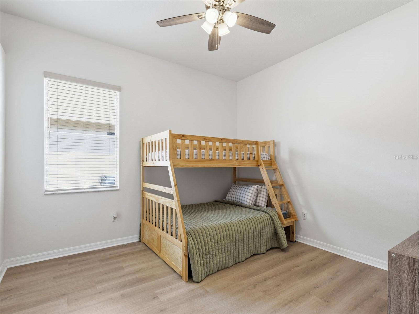 10017 Oxford Chapel Drive Tampa FL 33647 TB8492947 image18