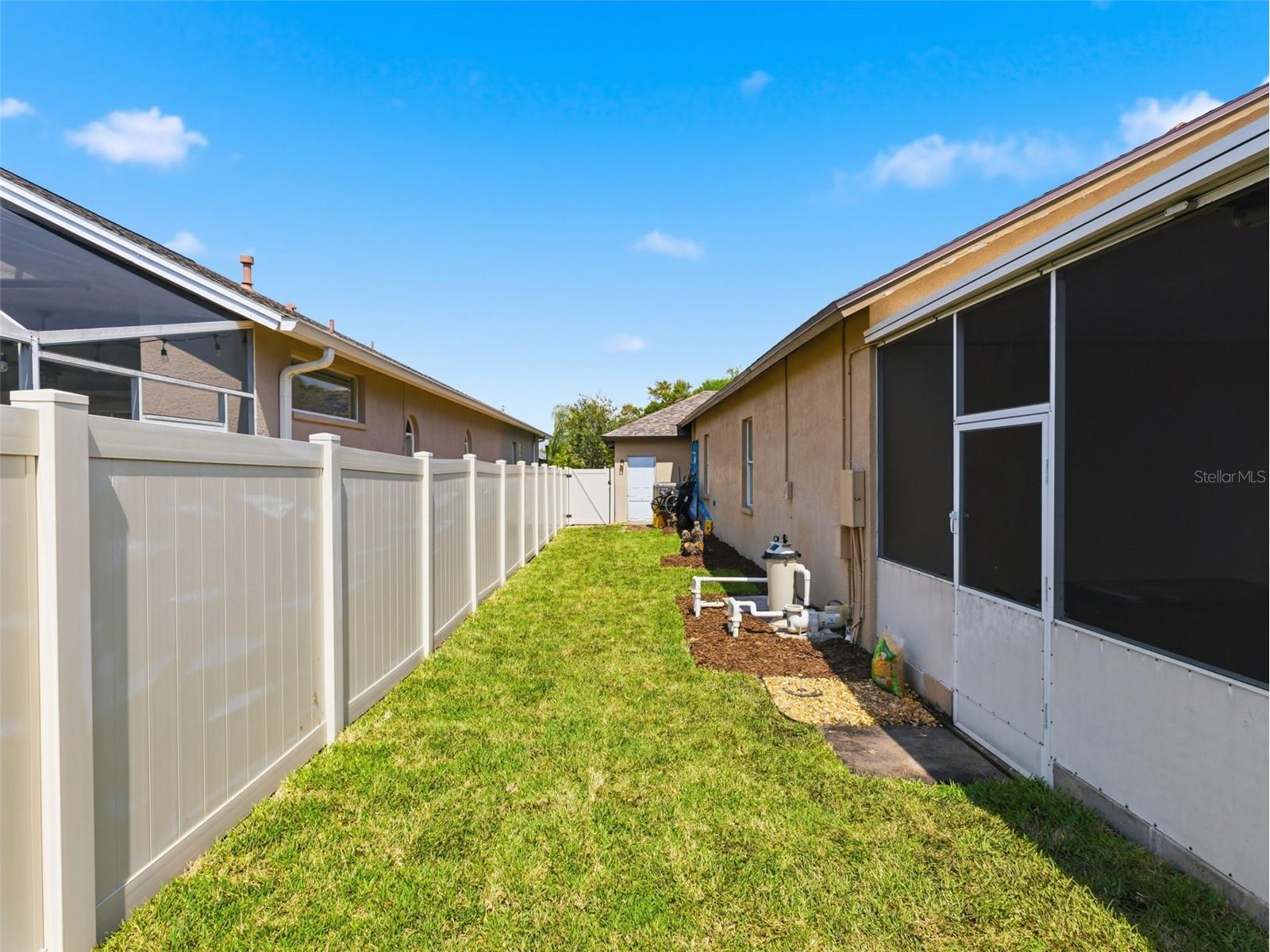 10017 Oxford Chapel Drive Tampa FL 33647 TB8492947 image35