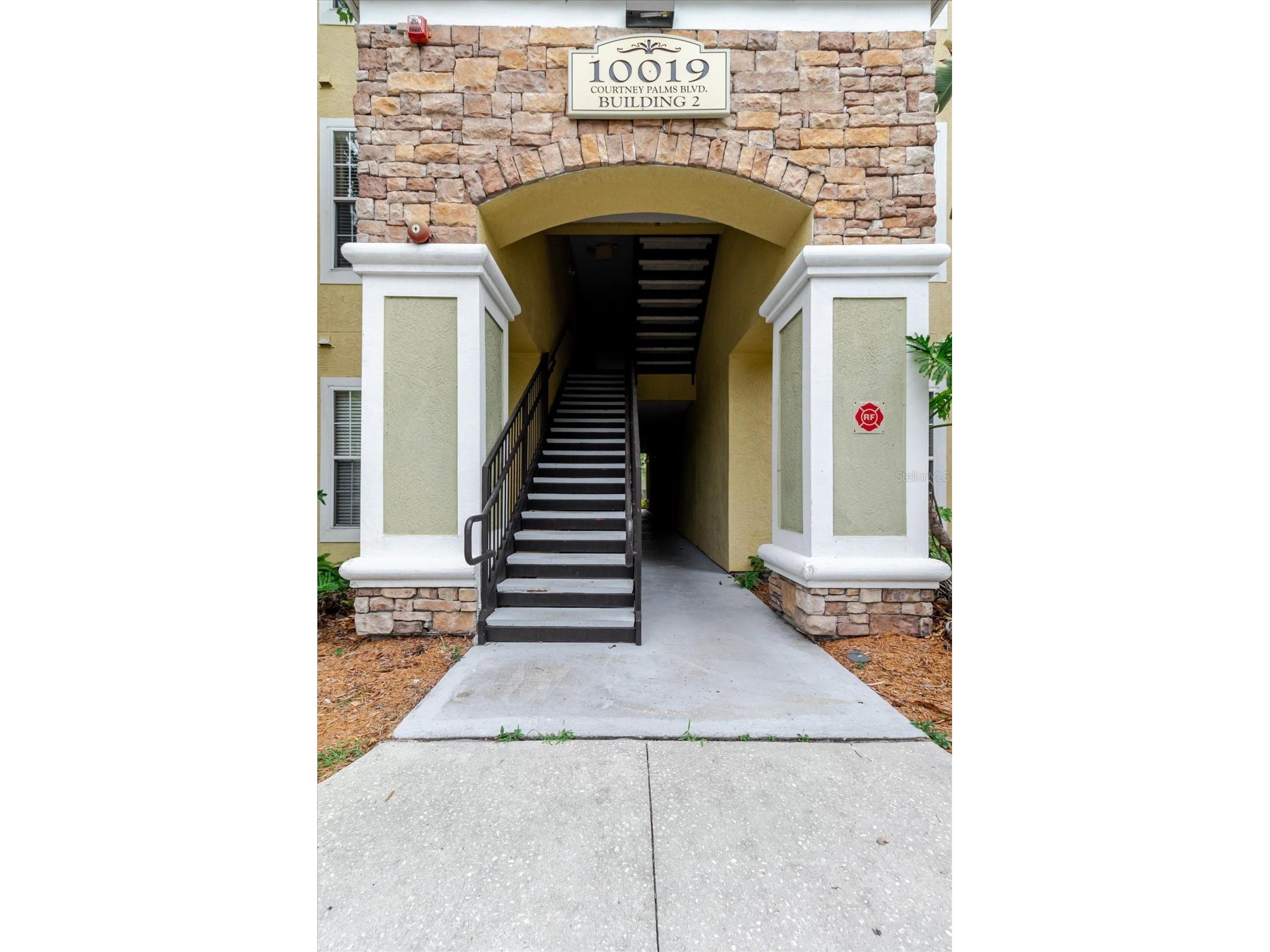 10019 Courtney Palms Boulevard #101 Tampa FL 33619 TB8514056 image1