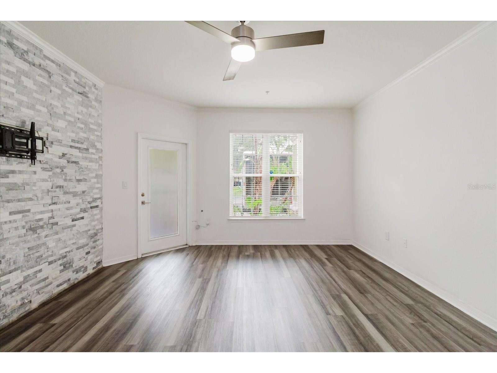 10019 Courtney Palms Boulevard #101 Tampa FL 33619 TB8514056 image15