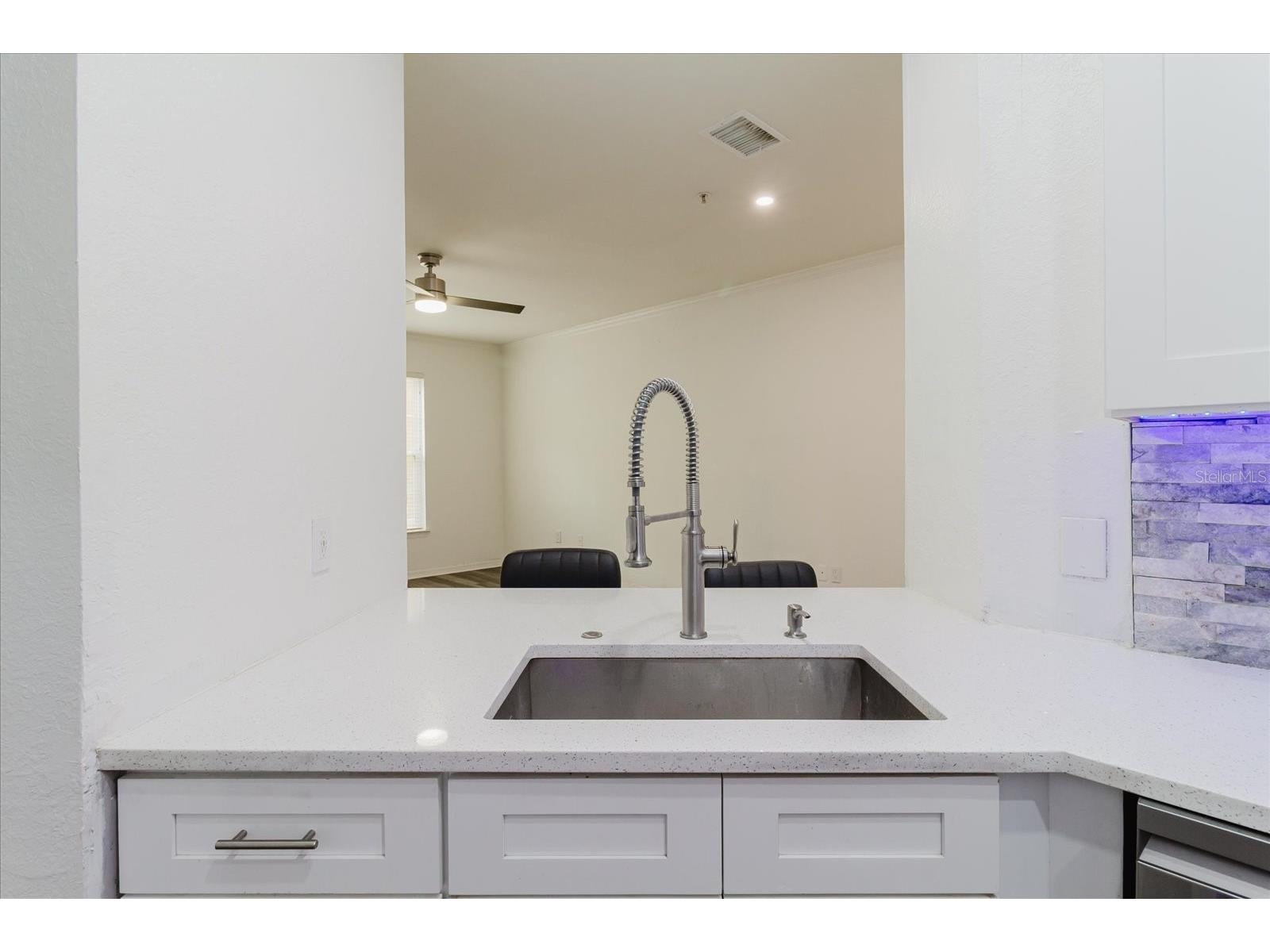 10019 Courtney Palms Boulevard #101 Tampa FL 33619 TB8514056 image23