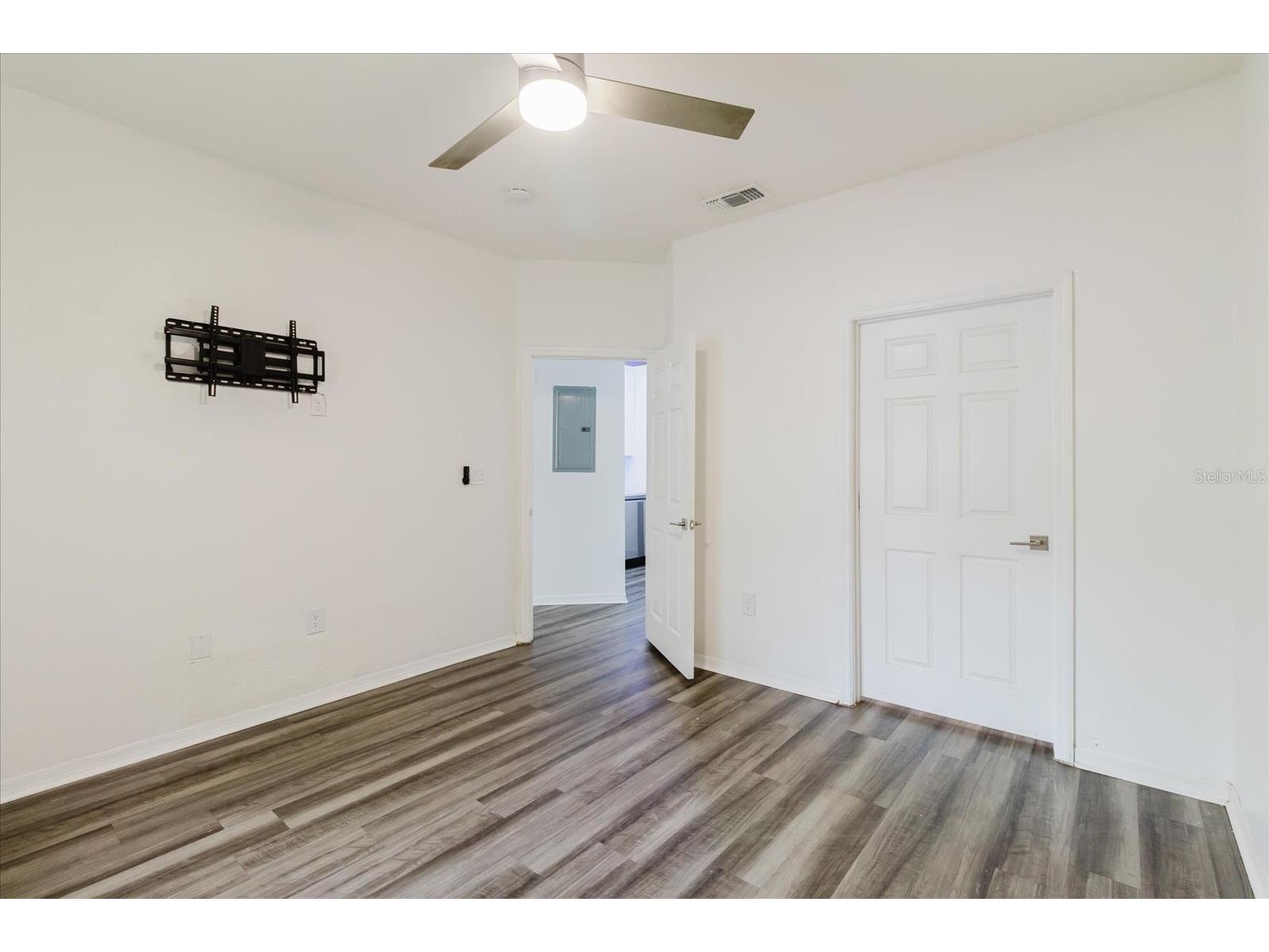 10019 Courtney Palms Boulevard #101 Tampa FL 33619 TB8514056 image29
