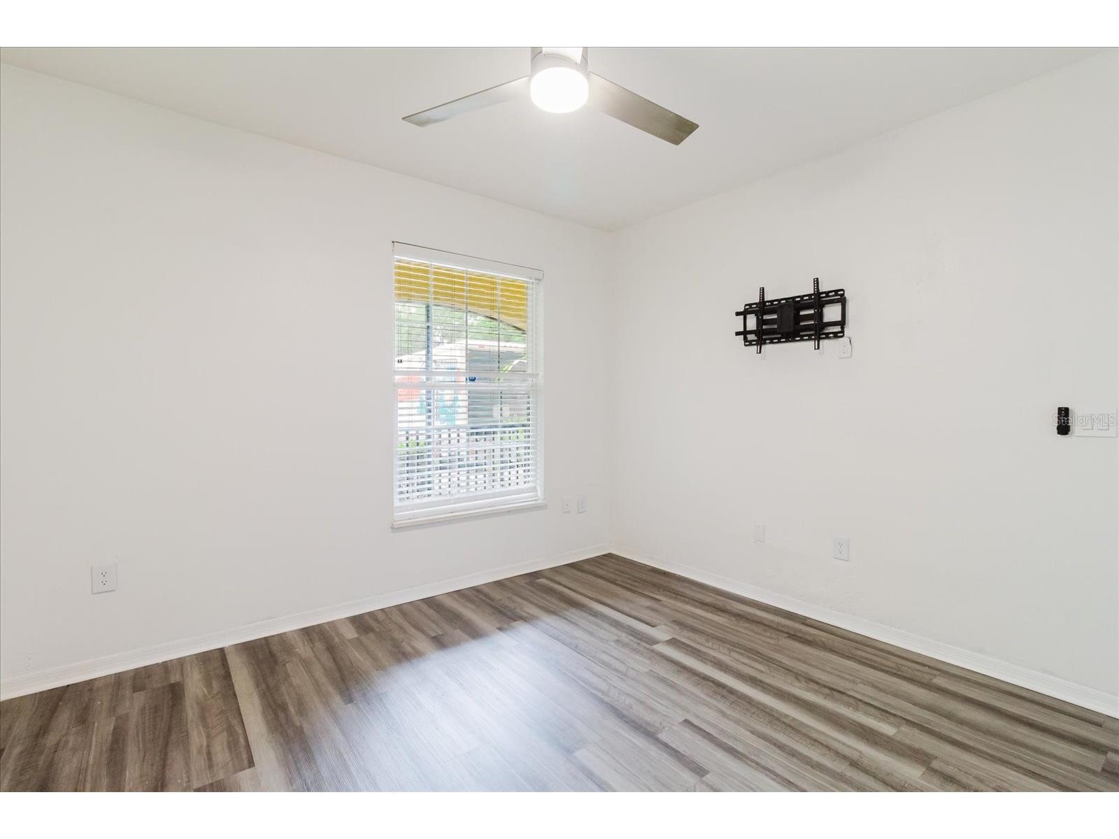 10019 Courtney Palms Boulevard #101 Tampa FL 33619 TB8514056 image32