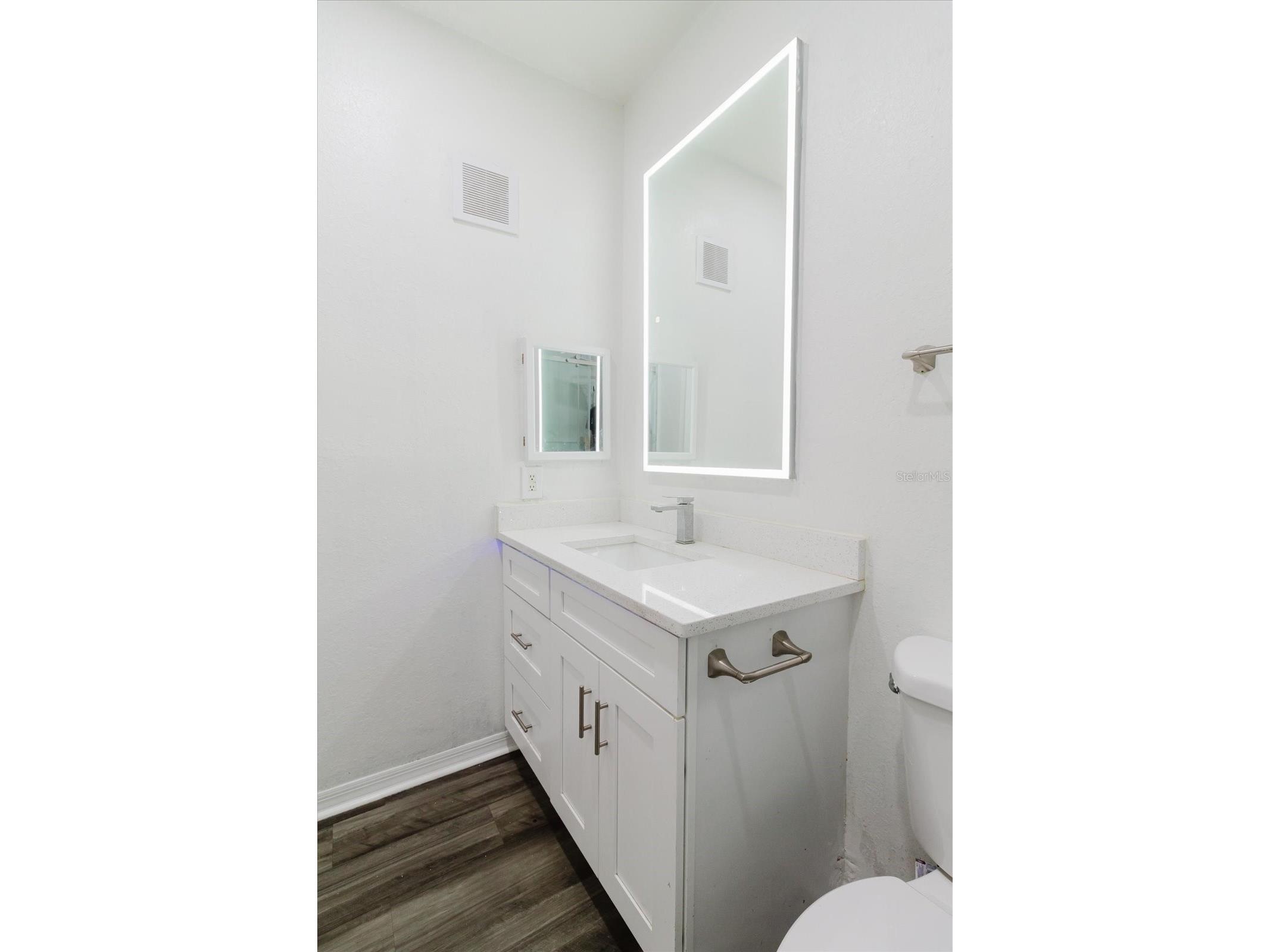 10019 Courtney Palms Boulevard #101 Tampa FL 33619 TB8514056 image35