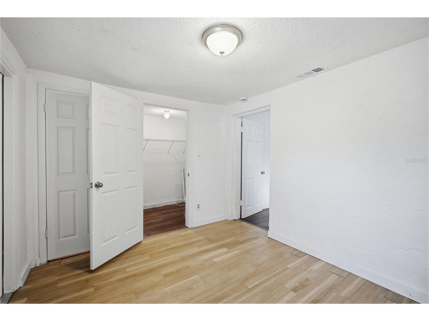 10019 N Jasmine Avenue Tampa FL 33612 TB8495960 image14