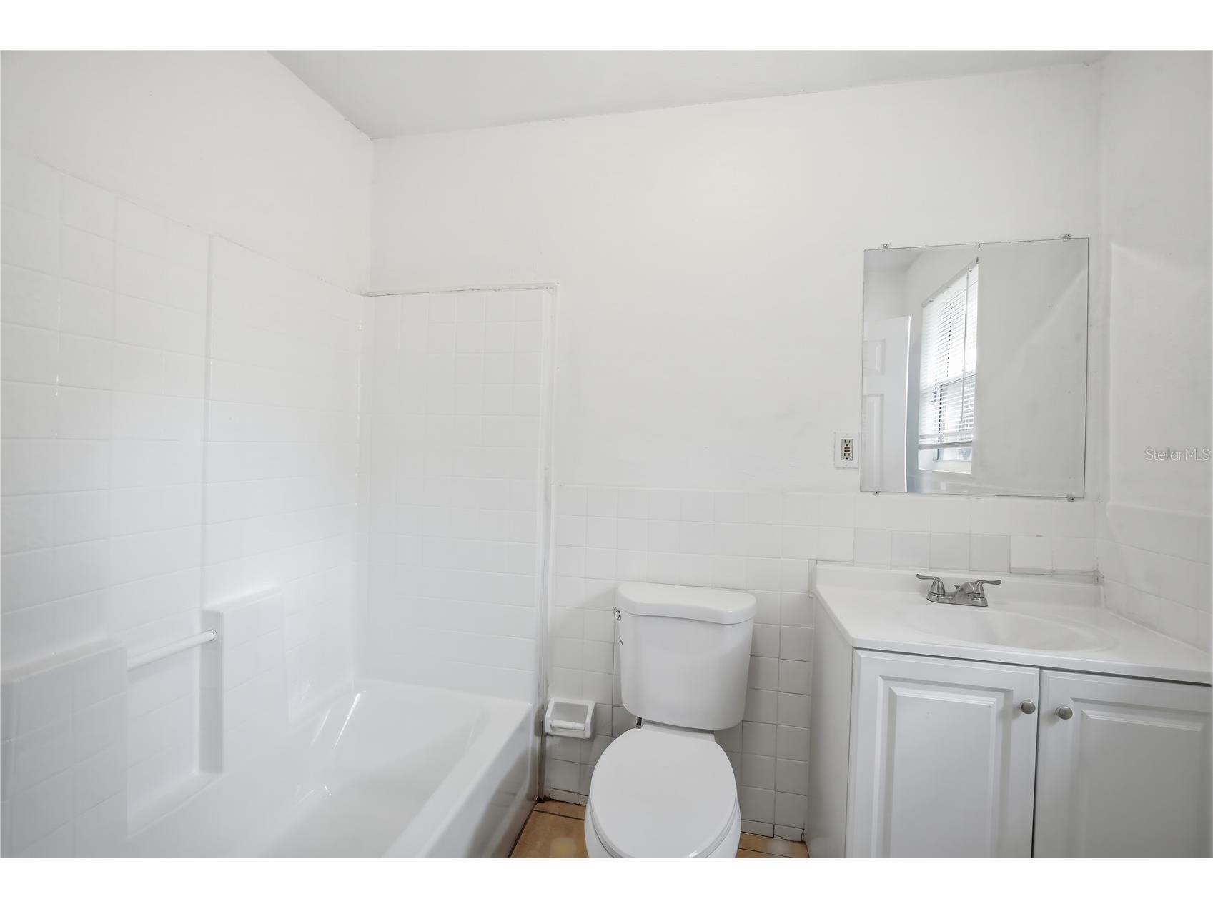 10019 N Jasmine Avenue Tampa FL 33612 TB8495960 image16
