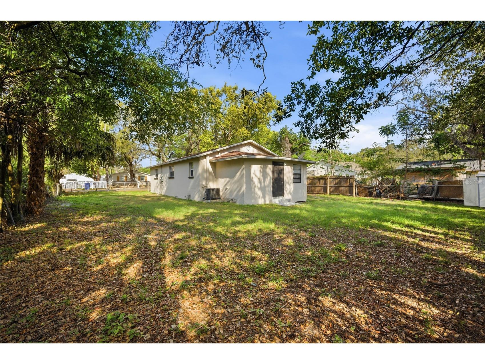 10019 N Jasmine Avenue Tampa FL 33612 TB8495960 image21