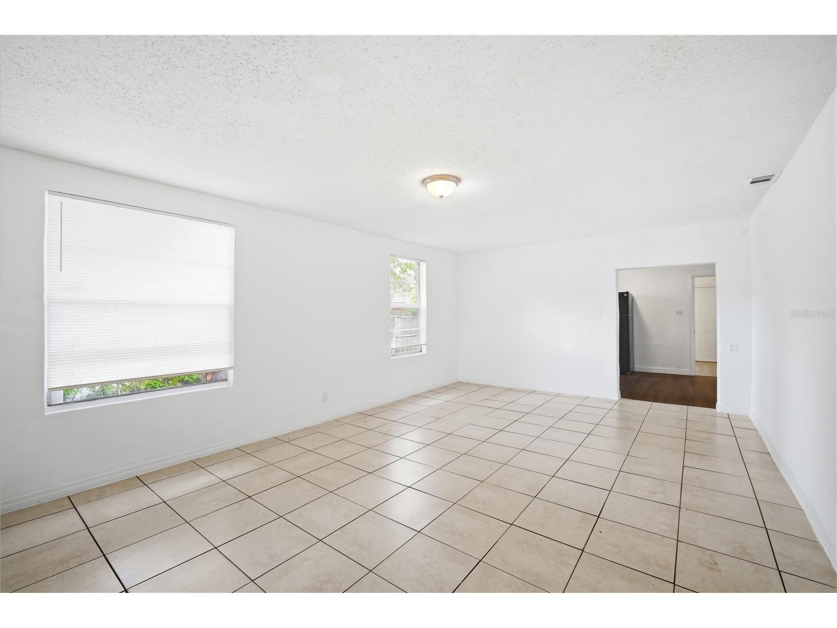 10019 N Jasmine Avenue Tampa FL 33612 TB8495960 image4