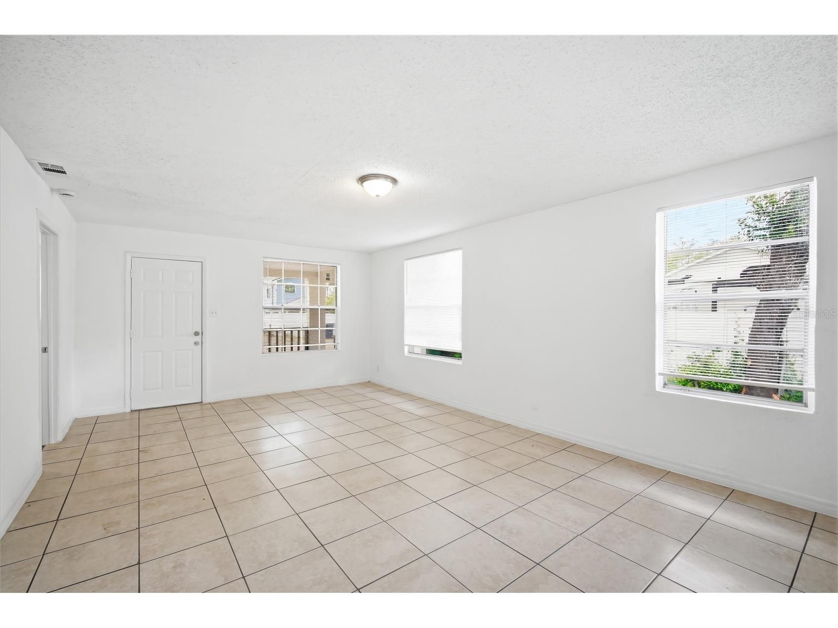 10019 N Jasmine Avenue Tampa FL 33612 TB8495960 image7