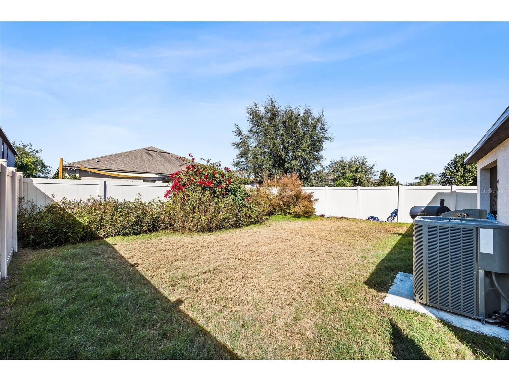 10019 Newminster Loop Ruskin FL 33573 TB8466327 image26