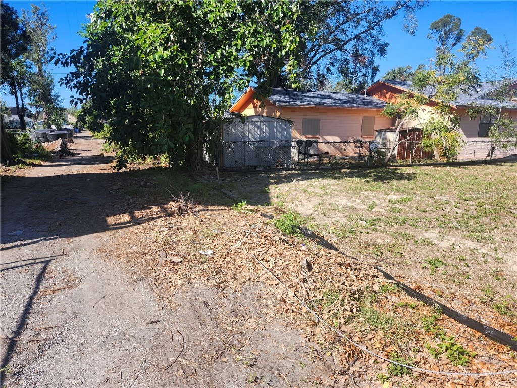 1002 13th Avenue S Saint Petersburg FL 33705 W7870406 image11