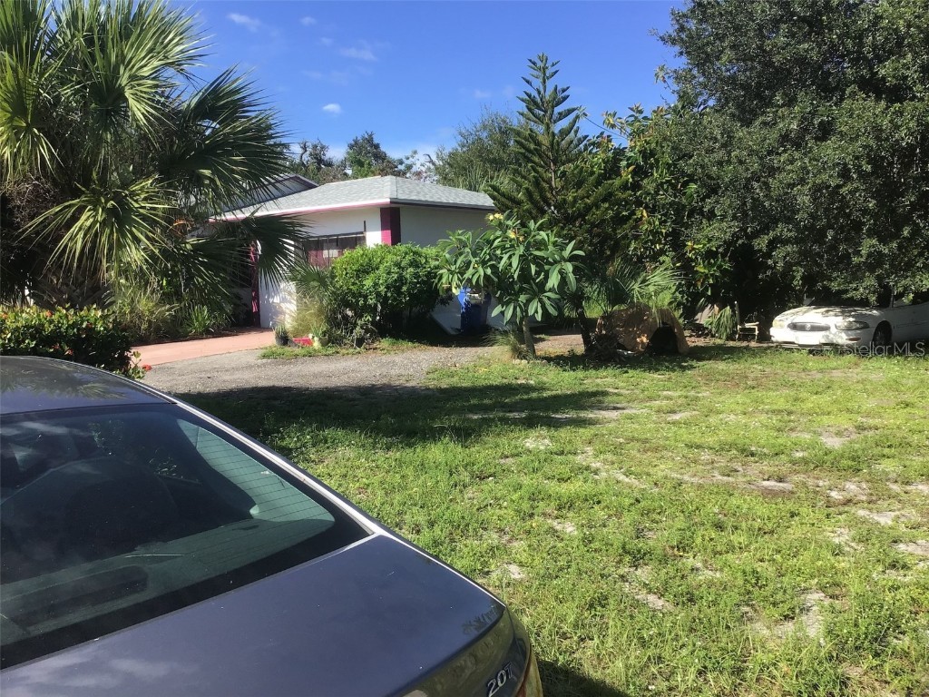 1002 5th Street W Bradenton FL 34205 U8216943 image1