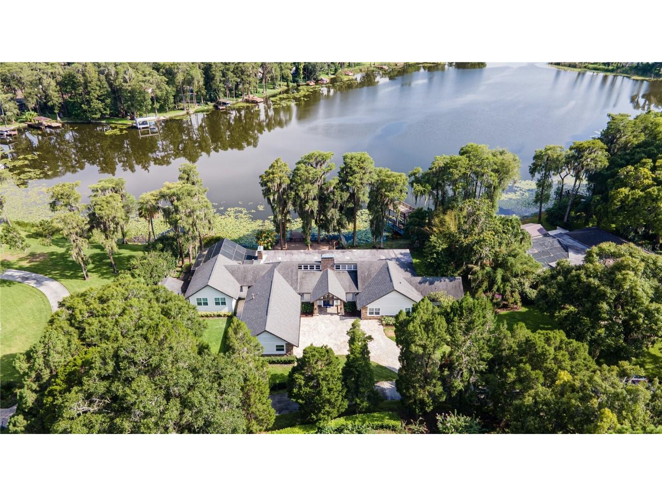 1002 Ballinger Road Lutz FL 33548 - LAKE STRAWBERRY T3462507 image1