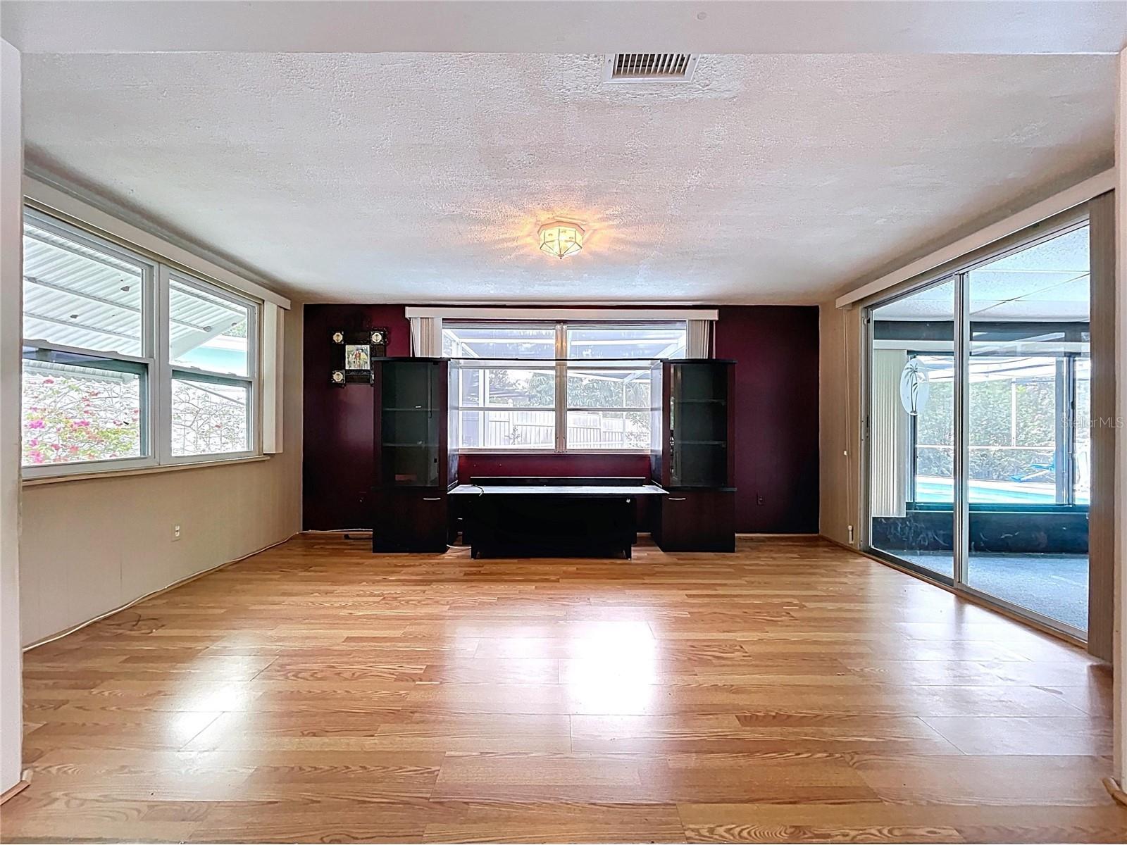 1002 Bay Breeze Terrace Largo FL 33770 TB8518444 image24