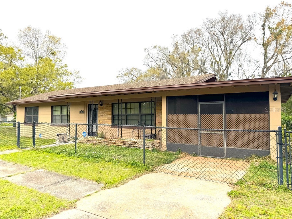 1002 Celery Avenue Sanford FL 32771 O6183424 image1