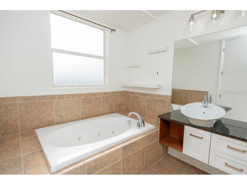 1002 Channelside Drive #2C Tampa FL 33602 TB8482701 image25