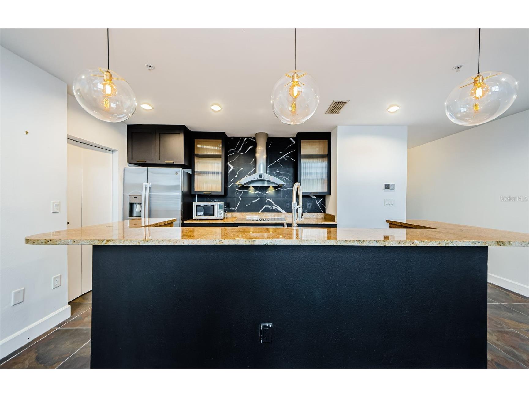 1002 Channelside Drive #3C Tampa FL 33602 TB8524937 image7