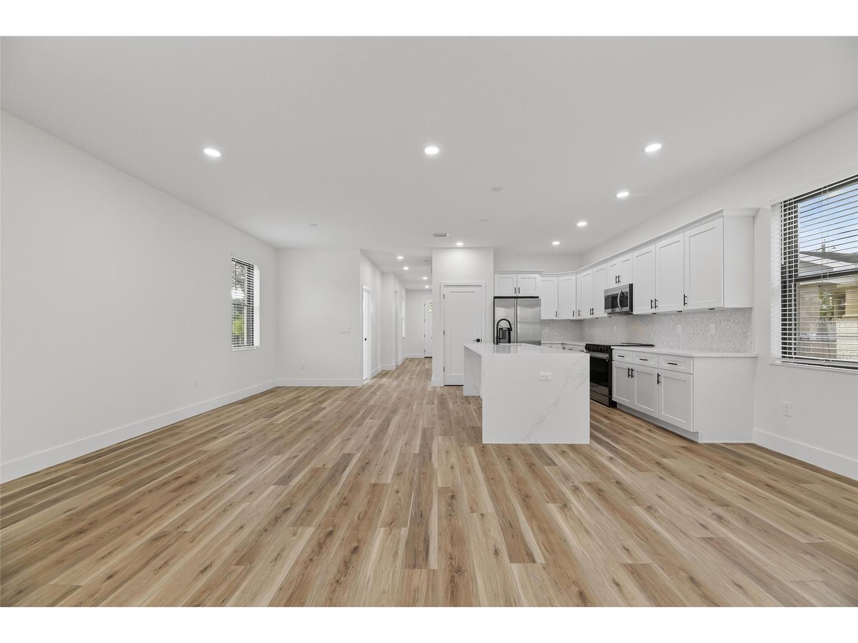 1002 E 19th Avenue Tampa FL 33605 TB8431844 image11