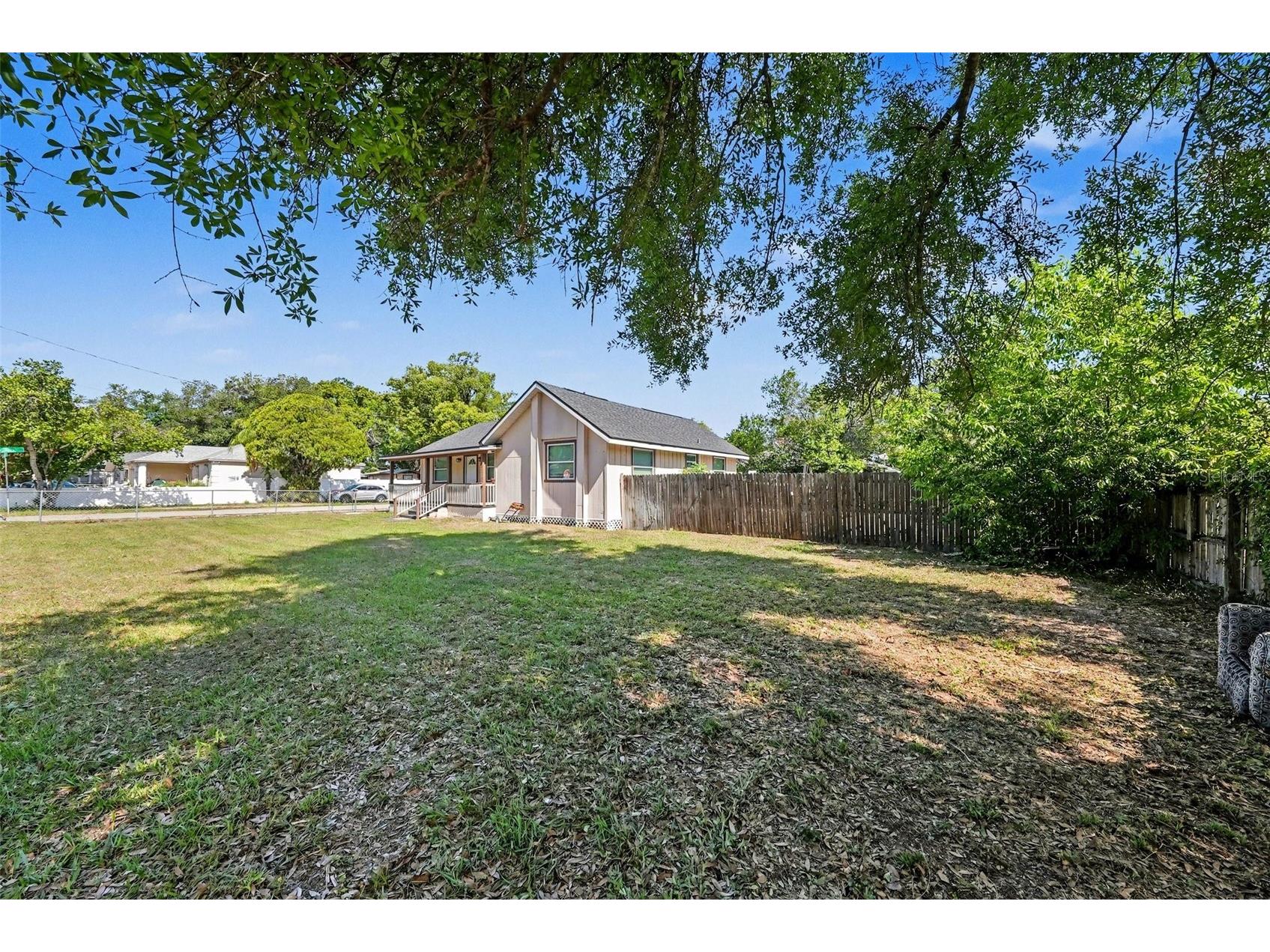1002 E Bougainvillea Avenue Tampa FL 33612 TB8521355 image5