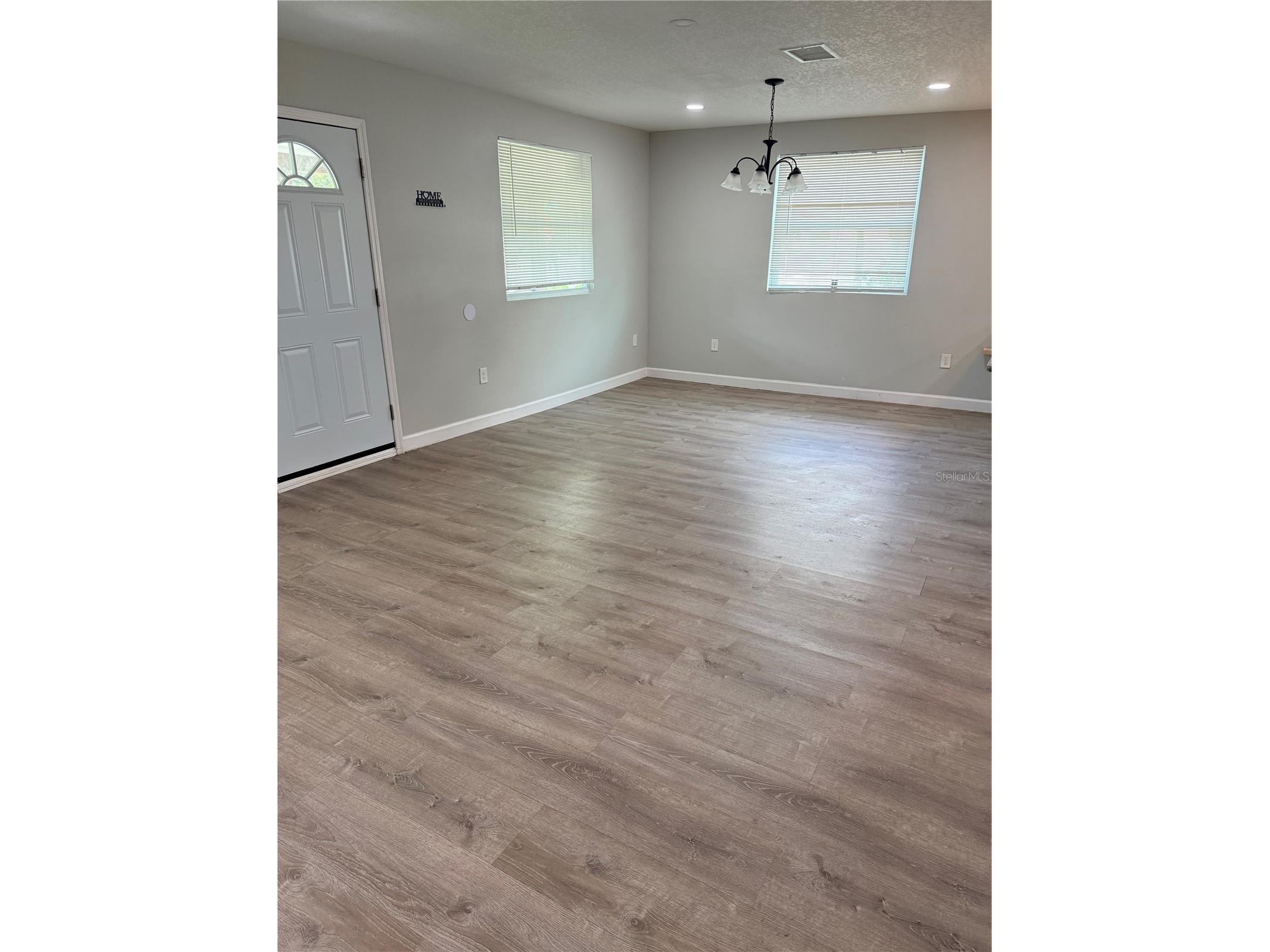 1002 E Bougainvillea Avenue Tampa FL 33612 TB8521355 image9
