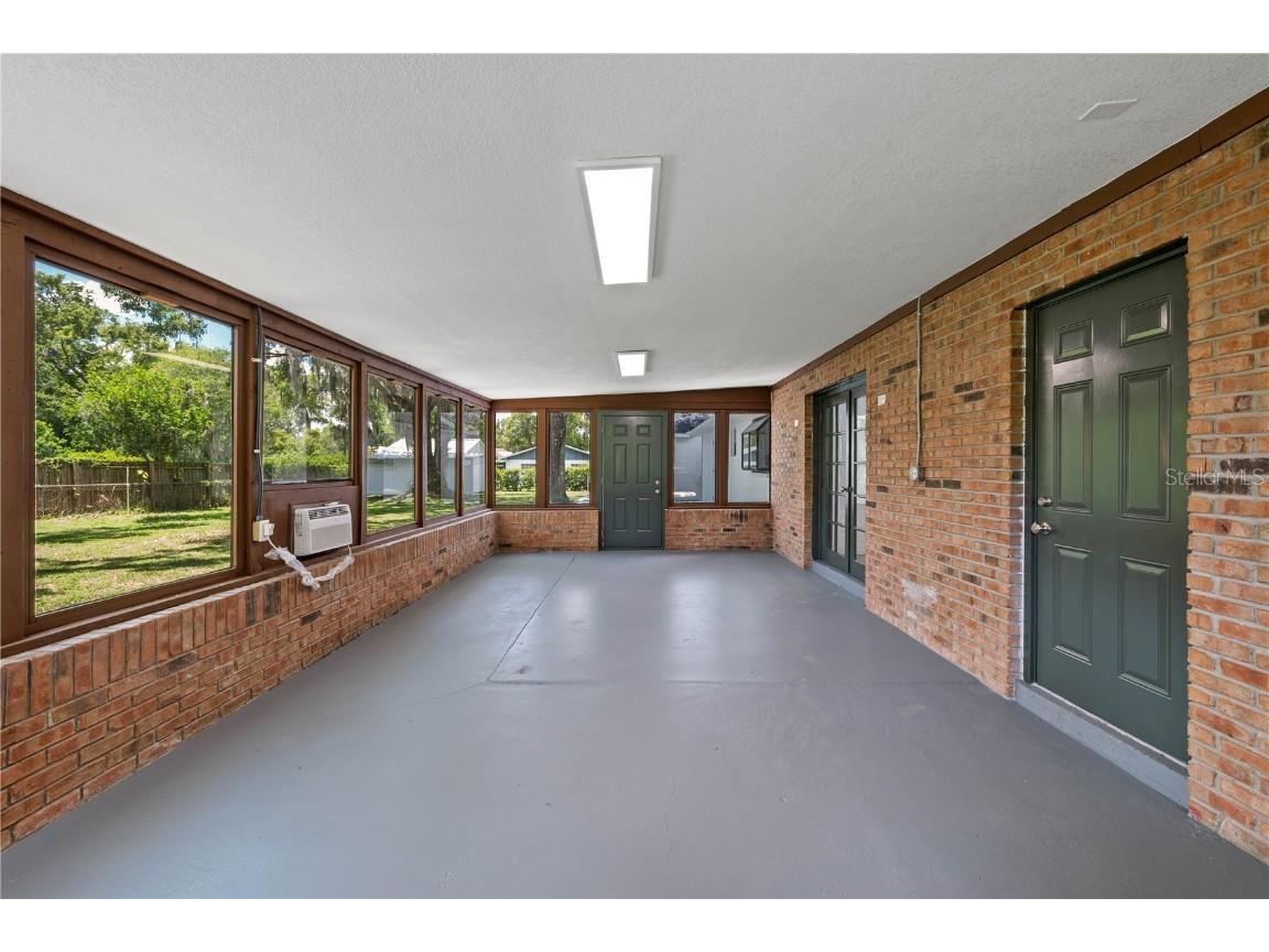 1002 Friendship Lane Lutz FL 33548 TB8403526 image10