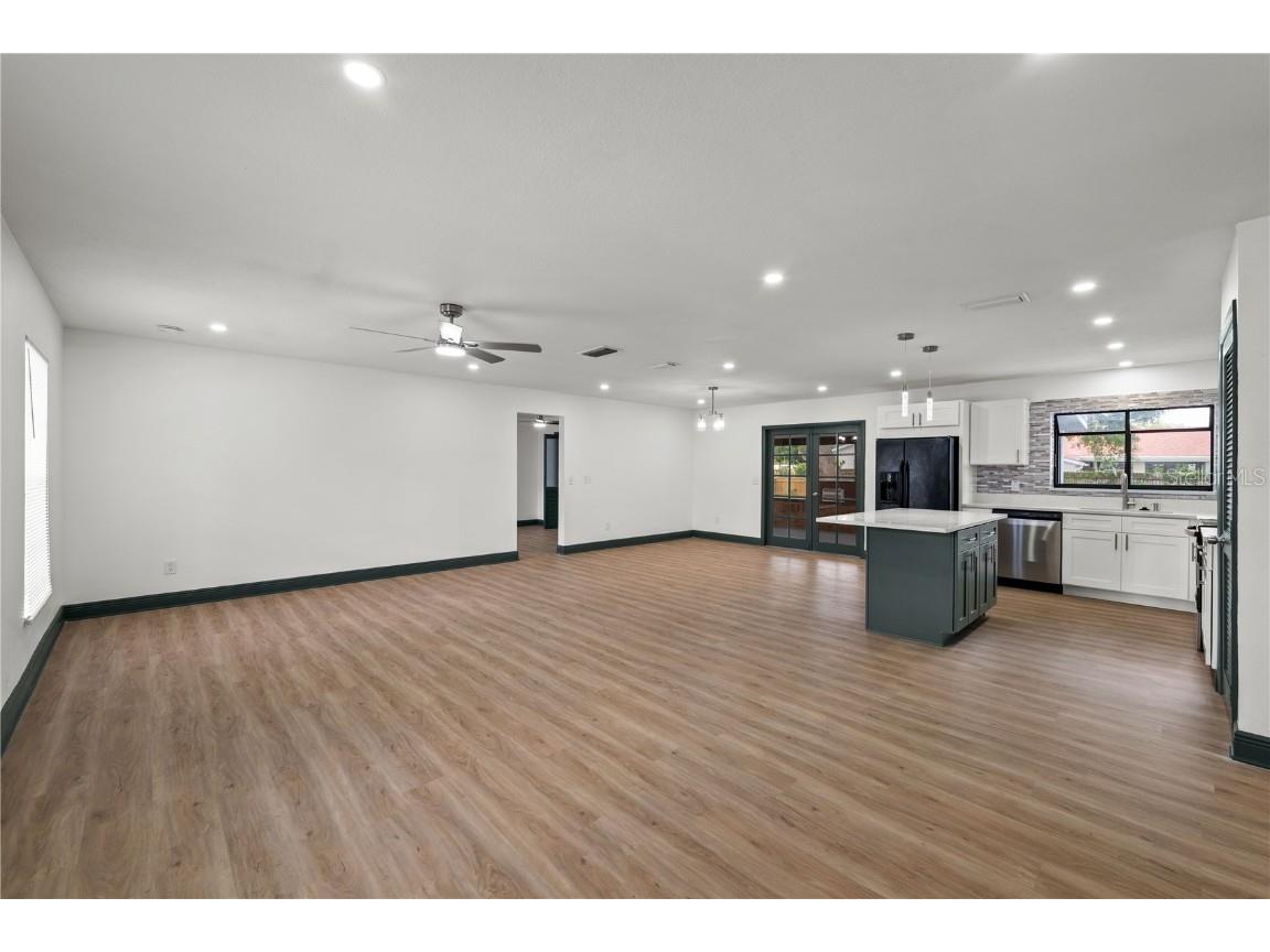 1002 Friendship Lane Lutz FL 33548 TB8403526 image3