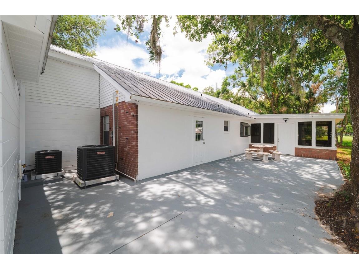 1002 Friendship Lane Lutz FL 33548 TB8403526 image40