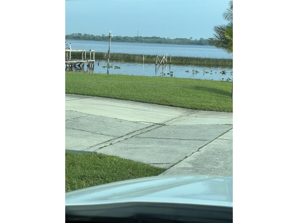 1002 Gardenia Drive Lake Wales FL 33898 - LAKE WALK IN WATER P4928291 image3