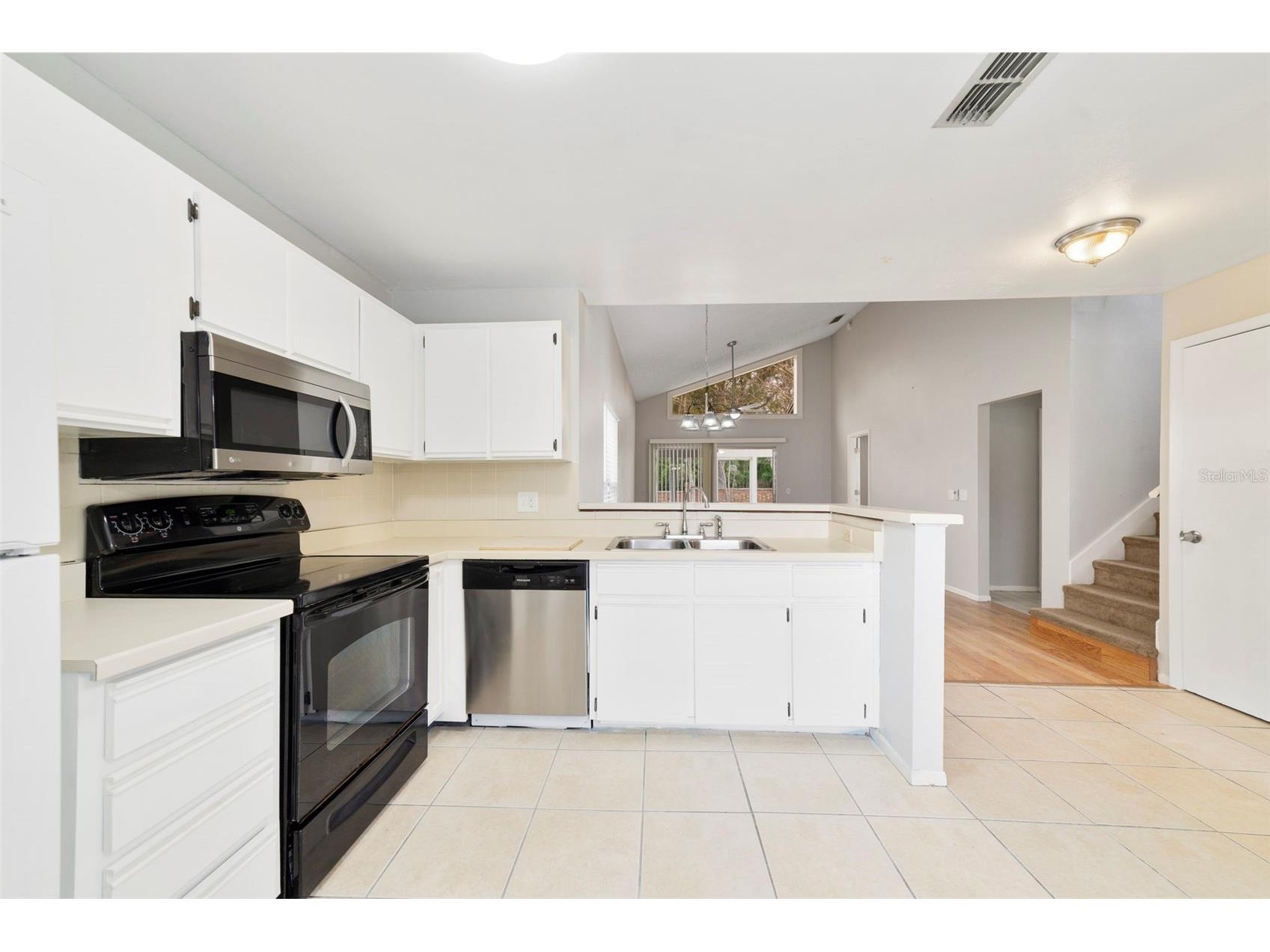 1002 Gwyn Circle Oviedo FL 32765 O6390687 image4