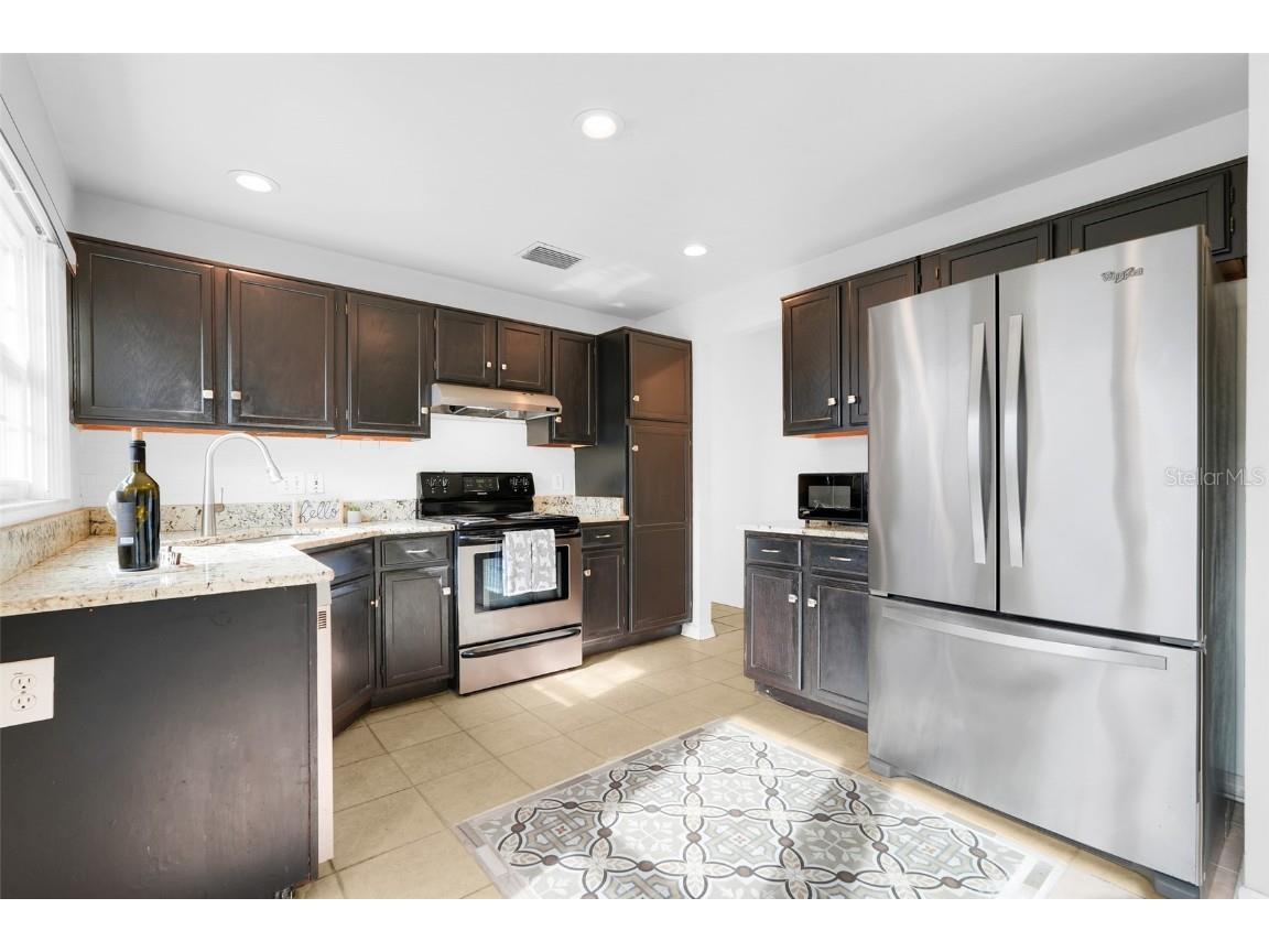 1002 Kelsey Avenue Oviedo FL 32765 O6352139 image18