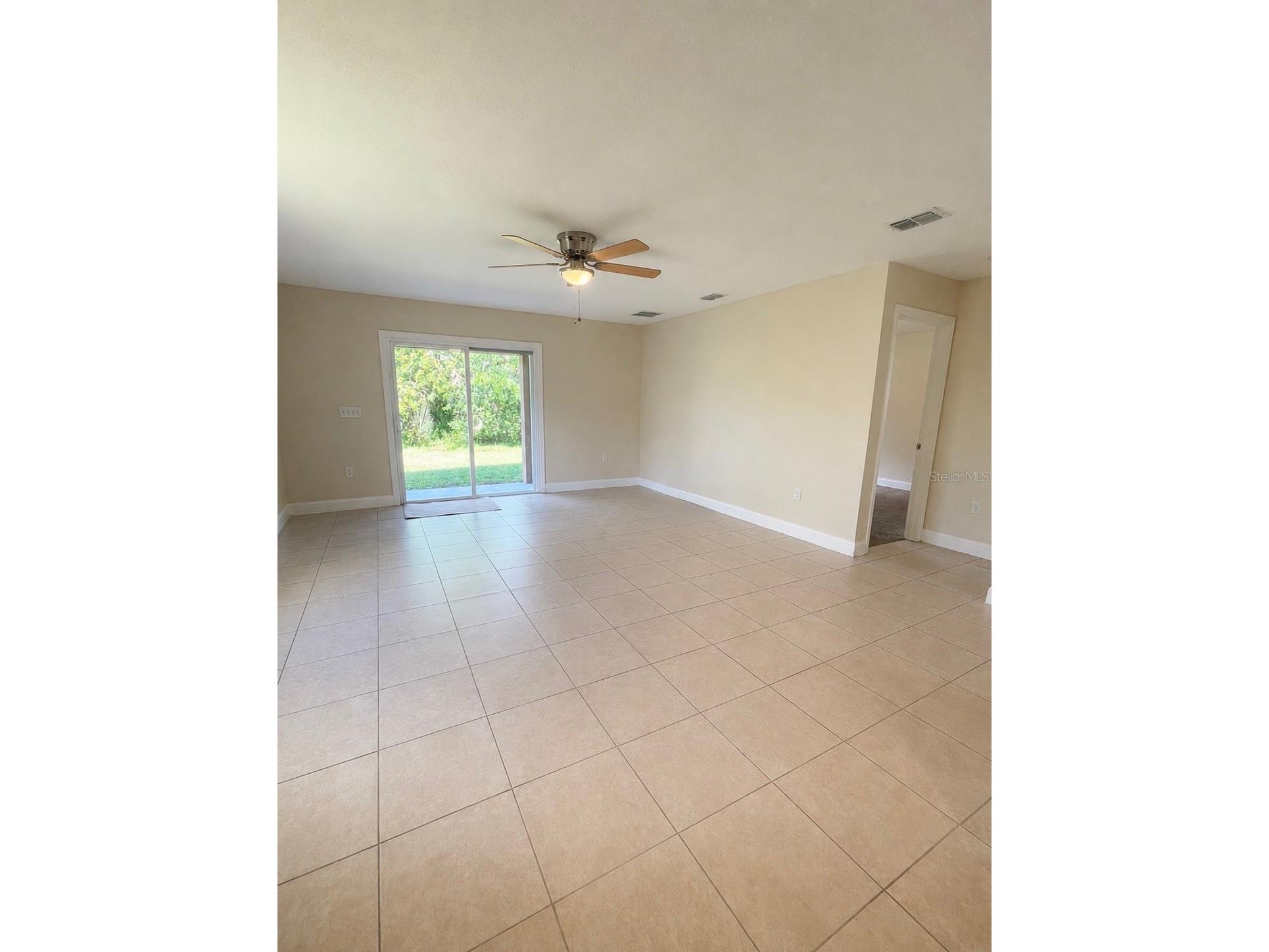 1002 Mayfair Place Kissimmee FL 34758 O6423219 image2