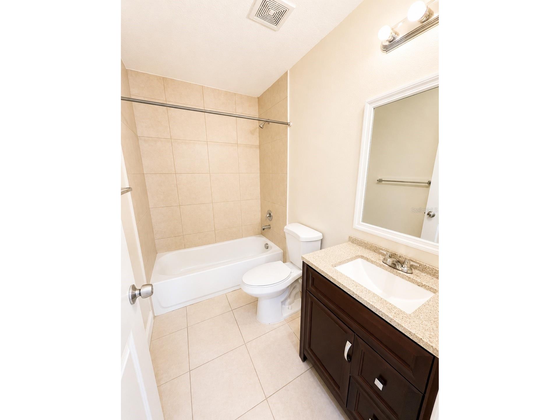 1002 Mayfair Place Kissimmee FL 34758 O6423219 image7