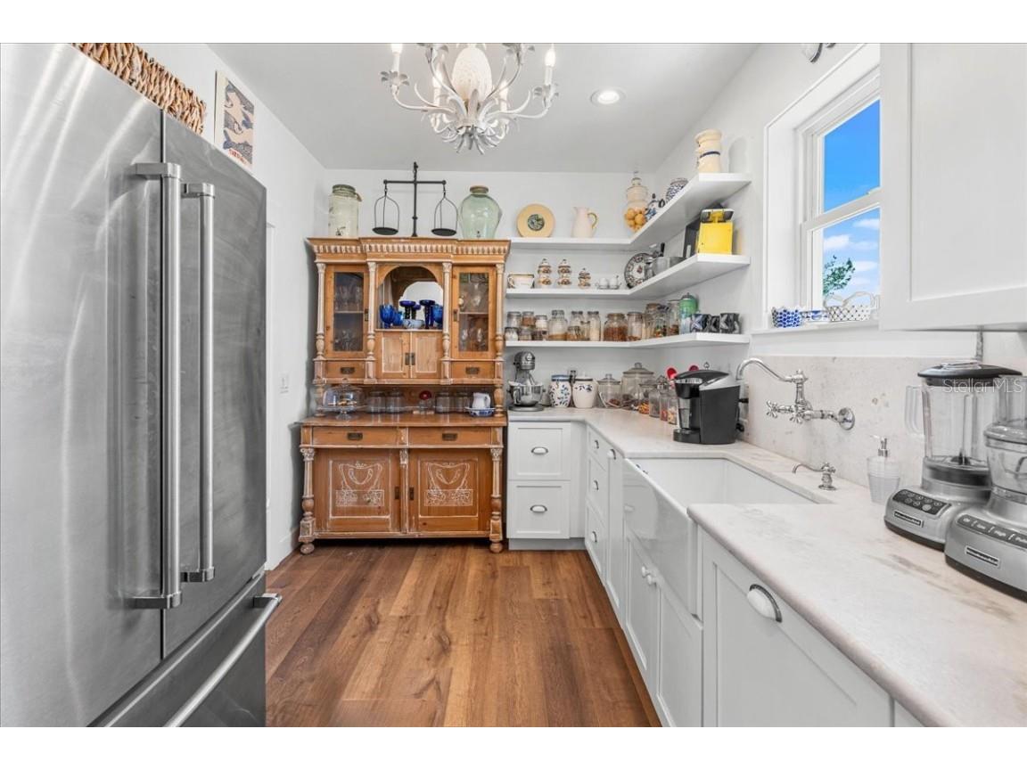 1002 Pass A Grille Way Saint Pete Beach FL 33706 - PASS-A-GRILLE CHANNEL TB8420808 image13