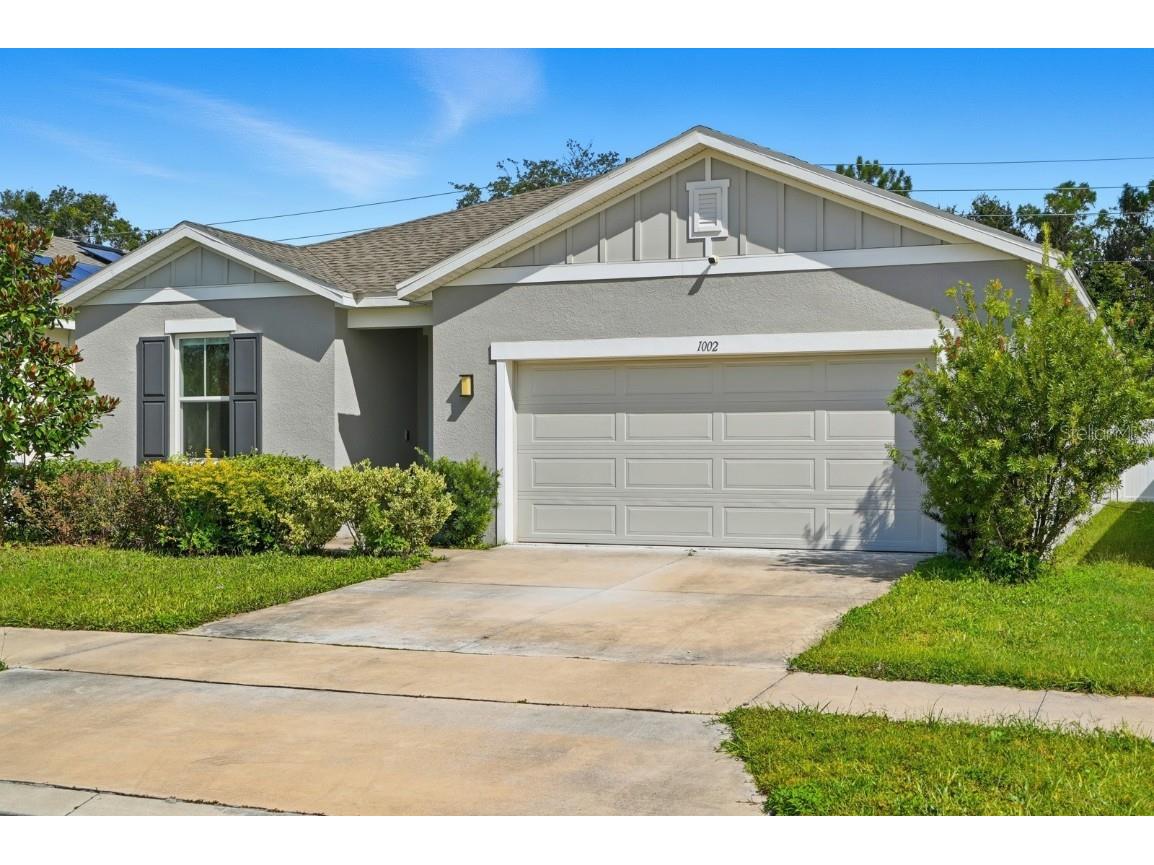1002 River Falls Circle Deland FL 32720 V4943092 image1