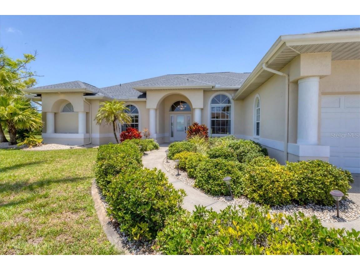 1002 Rotonda Circle Rotonda West FL 33947 D6142699 image3