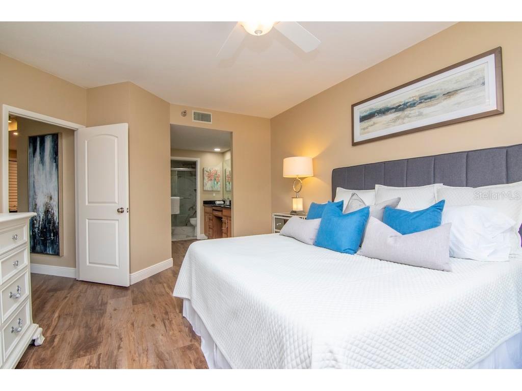 1002 S Harbour Island Boulevard #1302 Tampa FL 33602 TB8441963 image24