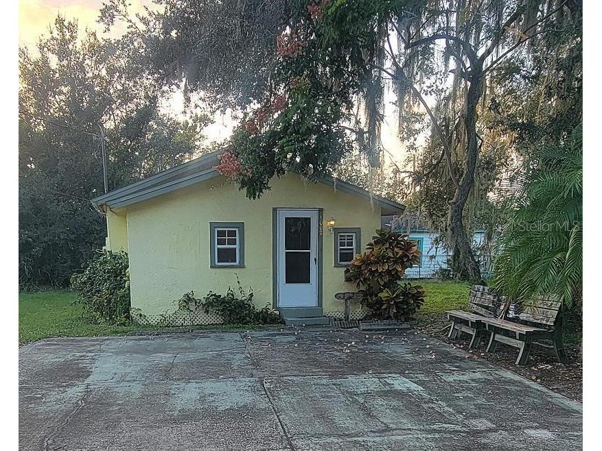 1002 S Locust Avenue Sanford FL 32771 O6251825 image1