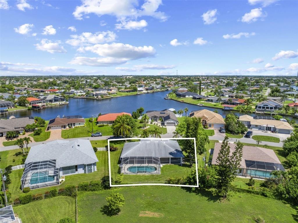 1002 SE 17th Street Cape Coral FL 33990 TB8427949 image1