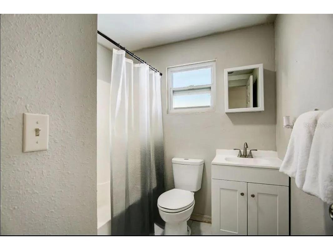 1002 Vine Avenue Clearwater FL 33755 A4676213 image16