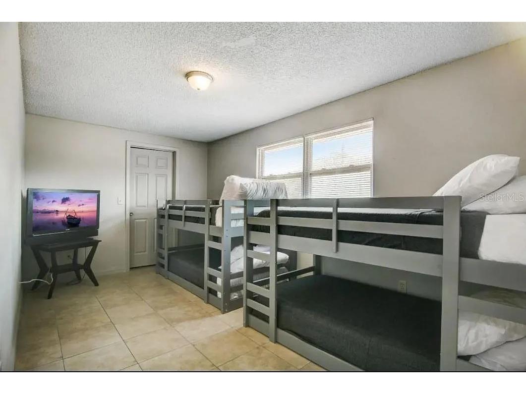 1002 Vine Avenue Clearwater FL 33755 A4676213 image17