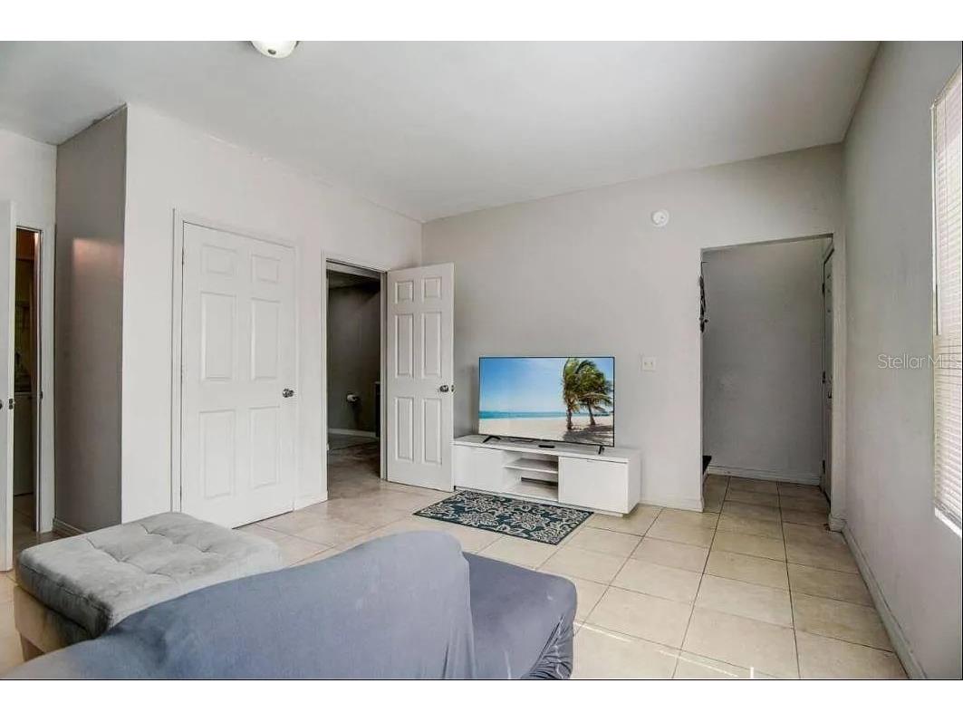 1002 Vine Avenue Clearwater FL 33755 A4676213 image7