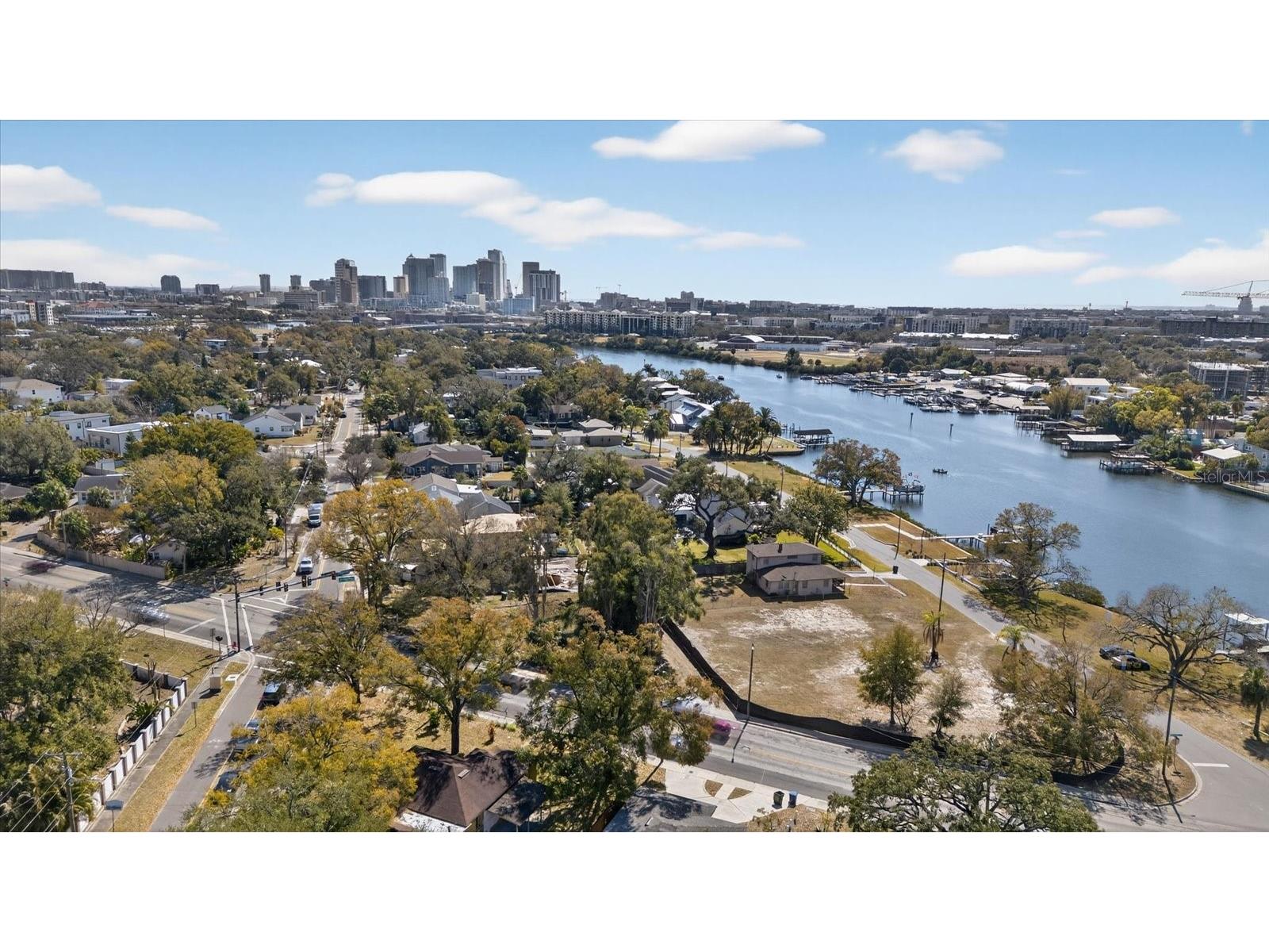 1002 W Columbus Drive Tampa FL 33602 TB8344624 image25