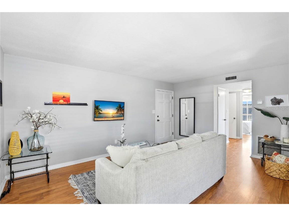 1002 W Par Street #16 Orlando FL 32804 O6371731 image8