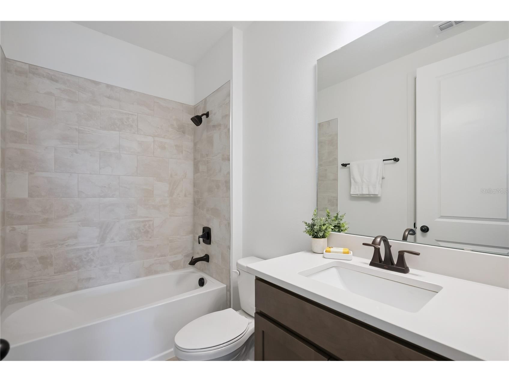 10020 Ballast Drive Orlando FL 32827 O6419536 image39