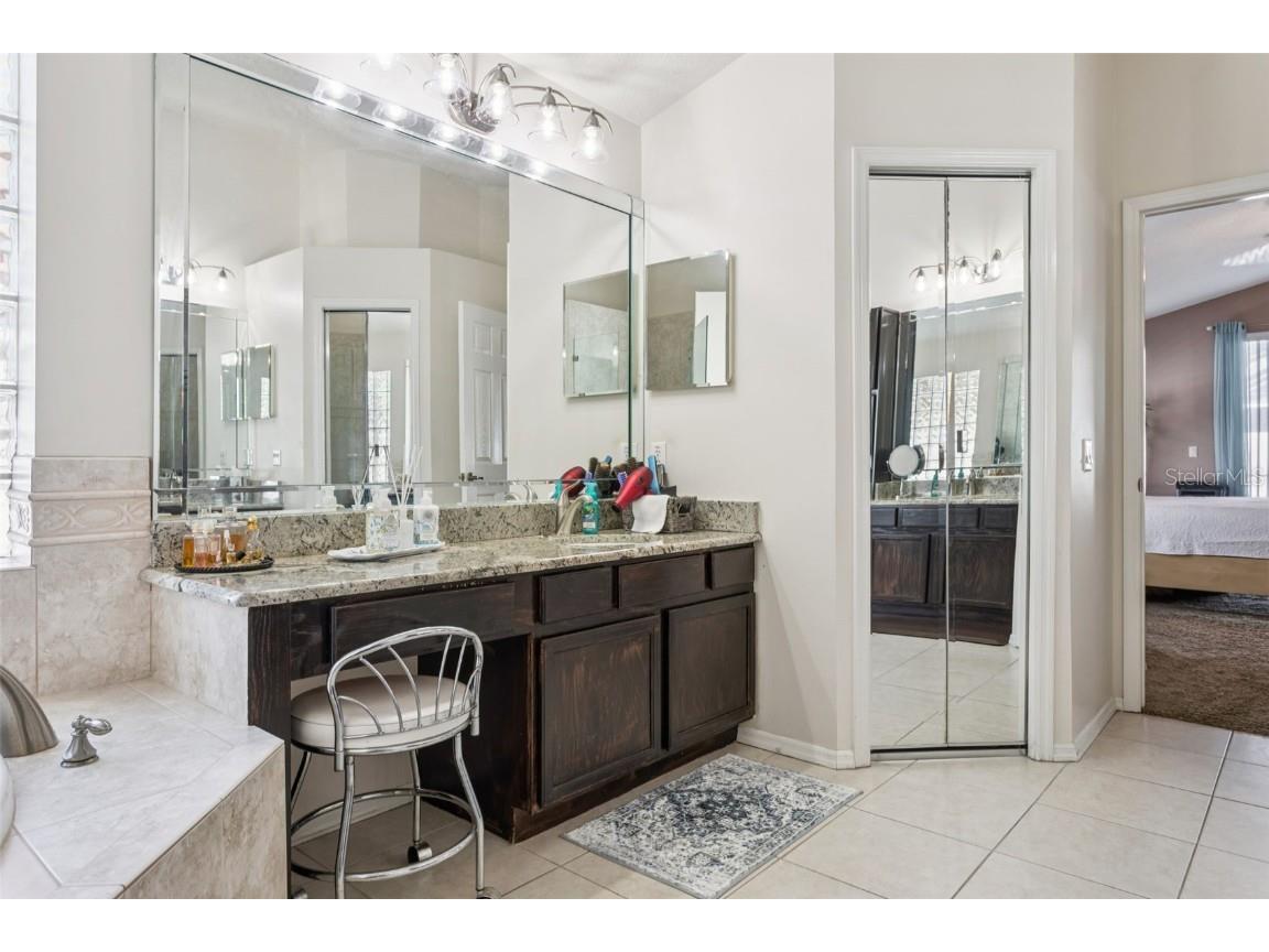 10020 Cypress Shadow Avenue Tampa FL 33647 TB8412493 image32