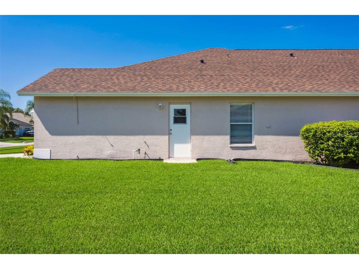 10020 Cypress Shadow Avenue Tampa FL 33647 TB8412493 image45