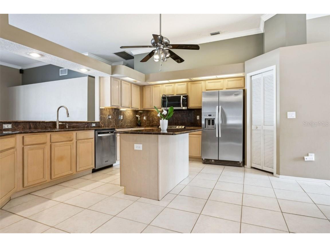 10020 Cypress Shadow Avenue Tampa FL 33647 TB8412493 image9