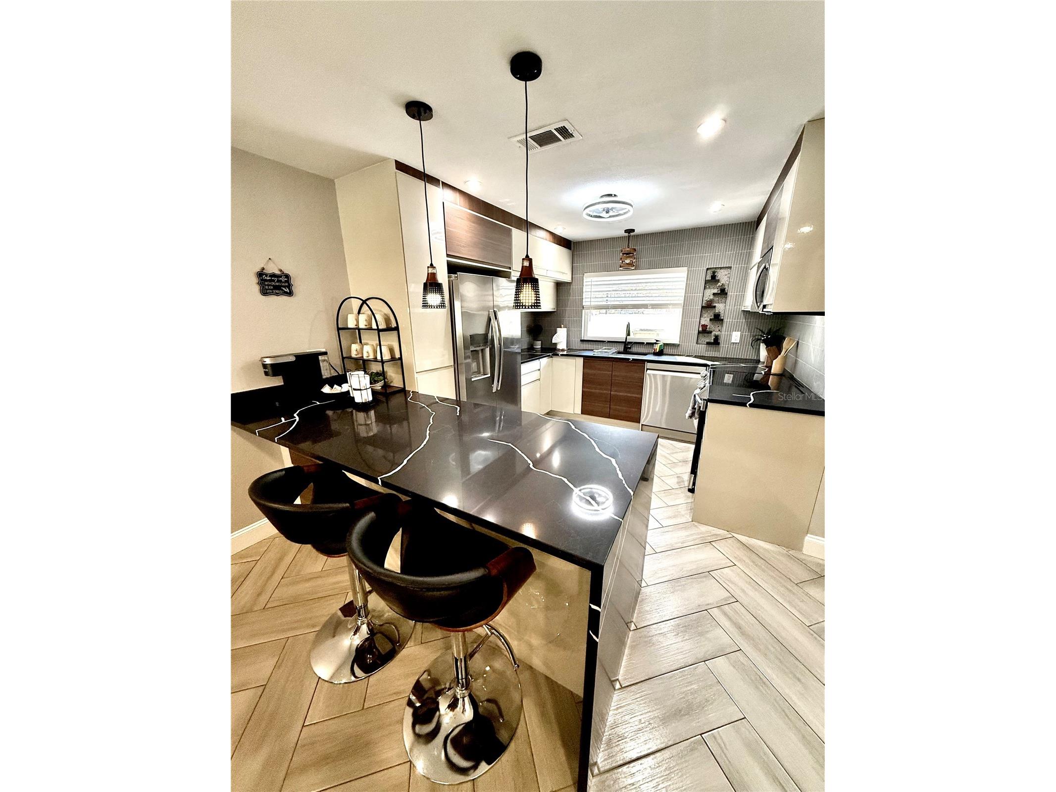 10021 N 53rd Street Tampa FL 33617 TB8509700 image10